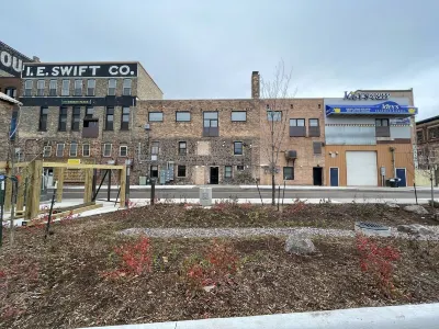 Canalside Suite- Downtown Houghton Ground Level Apartment Hotels near Michigan Technological University