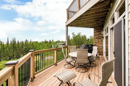 Lake Views Throughout, Ski Retreat on Lutsen Mountain Next to XC Trails and Wine