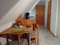 You will find relaxation and a peaceful idyll here in the Apartment-Feldsteingarten
