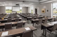Hilton Garden Inn Sacramento Airport Natomas - Airport Shuttle