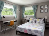 New! Cozy Mountain Retreat Near Pisgah Forest & DownTwn. Pet Friendly/Game Room! Hotels in Brevard