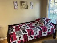 A & B TRAIL HOUSE @ Hatfield-McCoy Trails, 5 Beds Plus Futon 2 Couches & 2 Baths