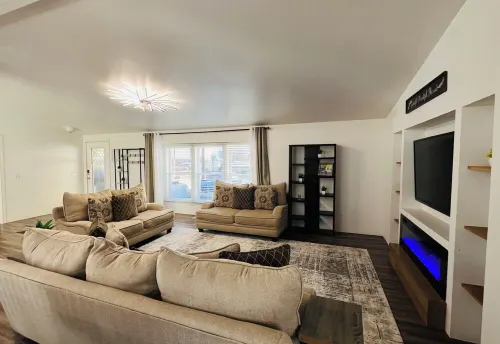 Spacious 5-bedroom house with an incredible view in Glenwood Springs