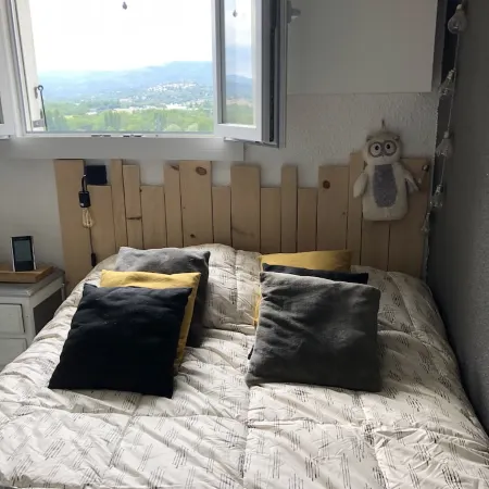 Joli Petit Mazet Avec Terrasse en Pleine Nature