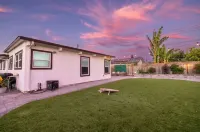 Renovated 5B4B Luxury home @Fremont with King Suite Hotels near 42 USA - Nostromo Dorms