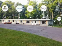 Amazing Views! 2 Br 8-Person Condo Lake Tomahawk/Minocqua Chain, Dock Included