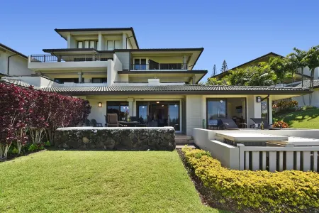 Summer Special! Live Inspired in the Beautiful Kapalua Villa – No Resort Fees! Отели рядом с достопримечательностью «Капалуа Теннис Гарден»