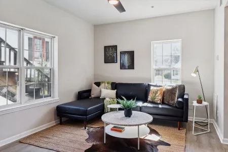 cozy comfy cottage c+