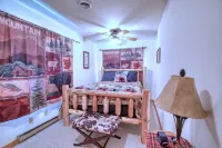 Grindstone Lake-Hayward 4-bedroom lakefront cabin. Wi-Fi, AC and superb fishing!