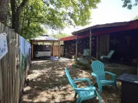 A unique cabin, comfortable with private hot tub!