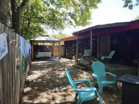 A unique cabin, comfortable with private hot tub!