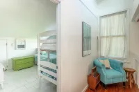 Just 200 Yards From The Beach. Pet friendly. Fenced back yard.