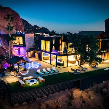 8,500  Mountain Estate - 6Br with Villa, Infinity Pool & Iconic Views