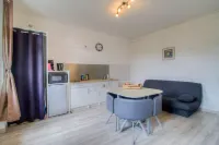 Gite L'Alizé 2/4 persons 6kms from the puy du fou park