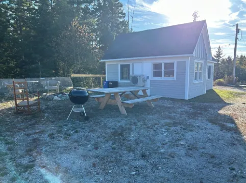 The Bodwell Cottage at East Boston Quarry