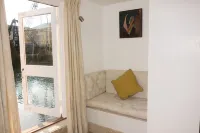 Luxury Riverside Studio with Conservatory and Wharf in the centre of Oxford
