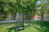 Launch Pad 5/4.5 with En Suites- Beach access