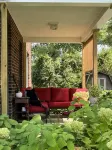 Red Door Tudor in Historic Newport Glen/ Mill Creek Park