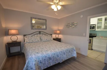 Isle Of Palms Condo, Steps Form The Ocean, Beach, Bars And Restaurants. Отели в г. Айл оф Палмс