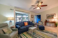 🍹🌞 Cabana Paradise! Heated Pool, Poolside TV and Tiki Bar, Near Beaches!