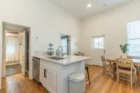 Fully-restored 1850s German Home in Downtown New Braunfels - A