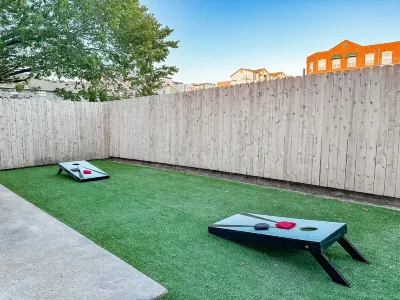 Reveille Retreat- Walk to Kyle Field Hotels near Easterwood Airport