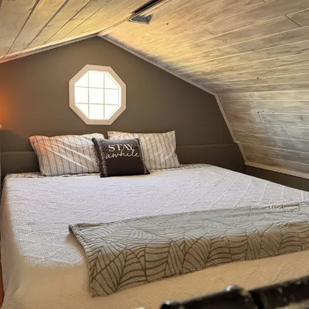 New Tiny home on cattle ranch 80 acres gorgeous view Close to forest McPhee Mesa