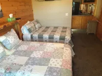 Cozy Swan Valley Cabin - Rice Paddy Hotels in Swan Valley