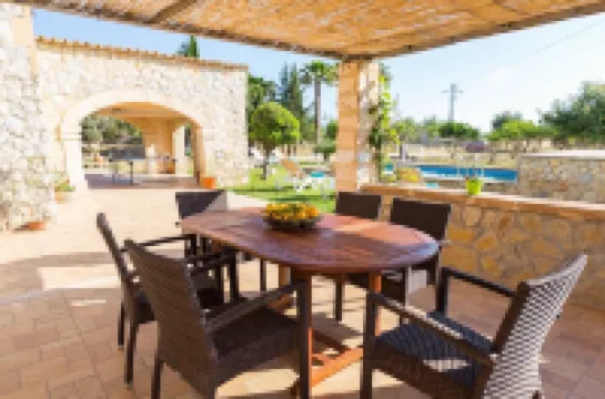 rural house in inca mallorca in the center of the island