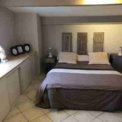 Charmante Maison de Village Avec Jardin Rooms