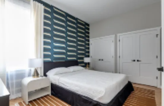 Super Walkable 2-bedroom w/ 5-Star Finishes!