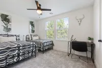 1940's Shiplap Charmer Close to Downtown Waco! PET FRIENDLY!