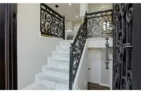 Fully Renovated with Views of the Mountains and Spa! Các khách sạn ở San Luis Obispo