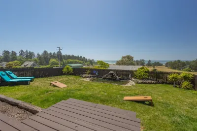 Panoramic Ocean View - Game Room - Fire Pit - Large Deck - Casino - Redwoods