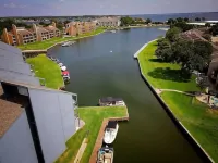 Waterfront Condo 🏖️ Gorgeous View🚤