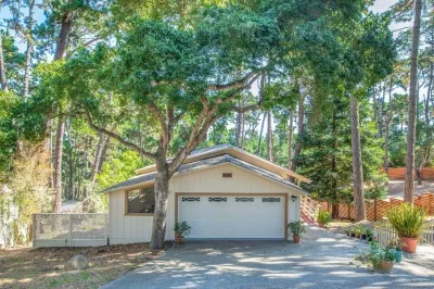 Whale Watch, Golf, Carmel Bch, Aquarium. Amazing Dlx Pble Bch 4/3 House. Slps 8. 17 마일 드라이브 주변 호텔