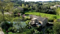 Farmhouse Located in the Countryside, in a Peaceful Setting in the Heart of the Cévennes. Hotels in Anduze