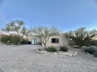 2 Bdr 1 Bath Mountain View House