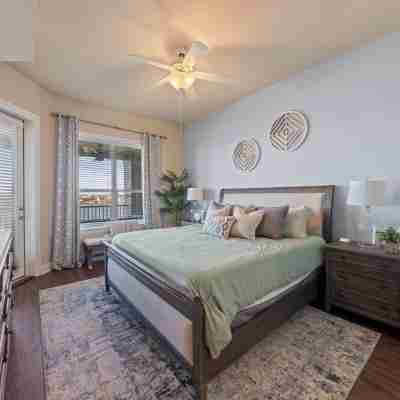 Breathtaking Sunrise Views Over Lake LBJ - Luxury 3BR Waterfront Condo Rooms