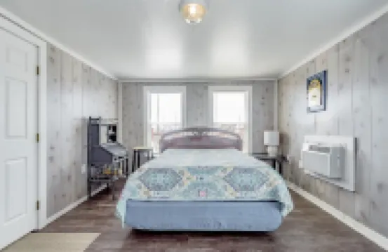 Moongazer is the ideal place to unwind and relax.