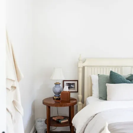 New Waterfront Creekside Cottage w/ Private Pool, Firepit, Paddle Boat, Fishing