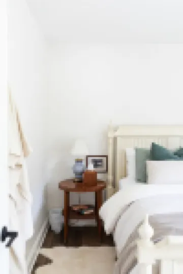 New Waterfront Creekside Cottage w/ Private Pool, Firepit, Paddle Boat, Fishing