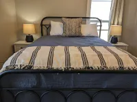 Farmhouse on the Prairie - You can see for miles! Hotels near Old Jefferson Town