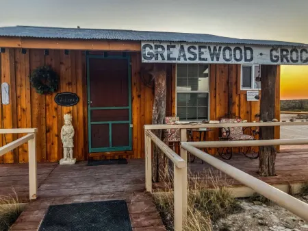 Jackass Flats Greasewood Grocery Cabin