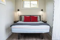 Cozy Mountain Retreat, Studio Shipping Container Tiny Home