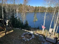 Cozy Stone Cottage overlooking Smith Lake
