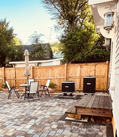 Cameron Charmer pristine downtown apt with double master suites