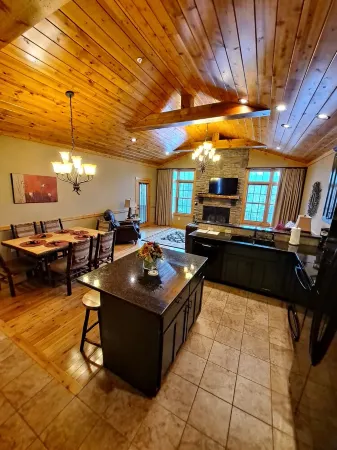 Cabin in Secluded Resort