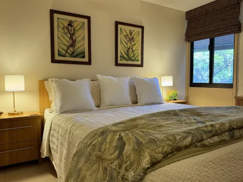 What a Deal! Walk to the Beach from This Gorgeous 1 Br/2BA Condo w/AC. Sleeps 4