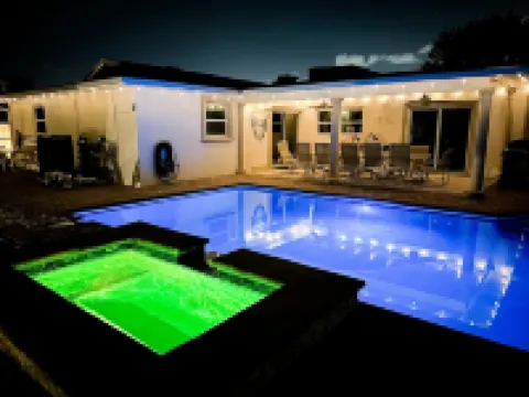 Palm Beach Gardens 5 Br/4BA Home - Private Pool - Hot Tub